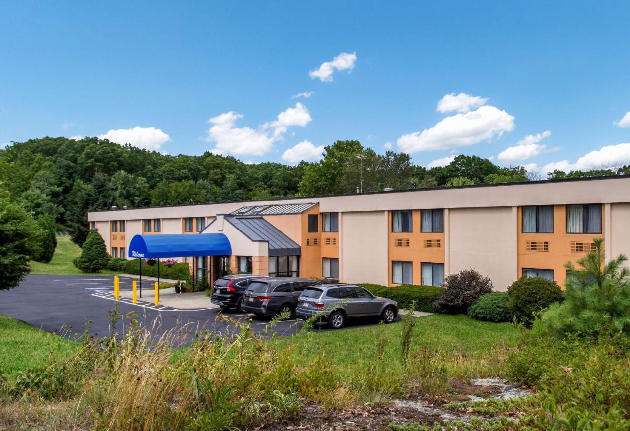 All Seasons Inn & Suites Smithfield Eksteriør bilde