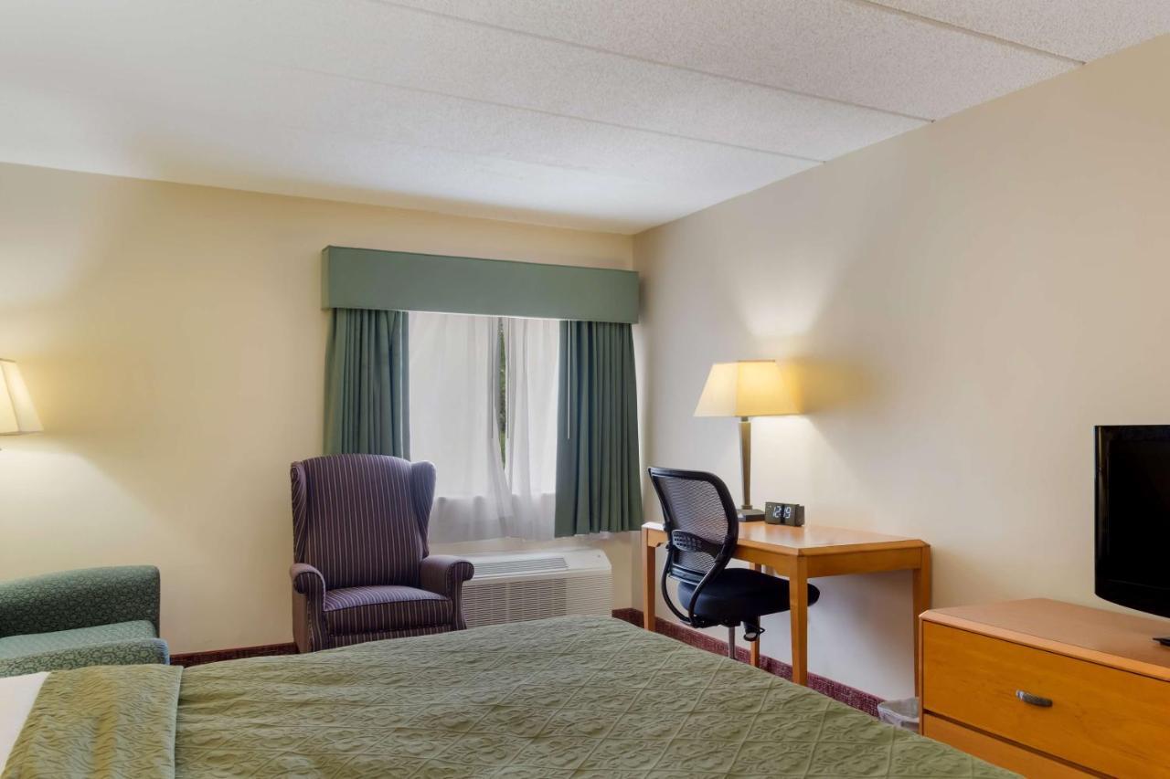 All Seasons Inn & Suites Smithfield Eksteriør bilde