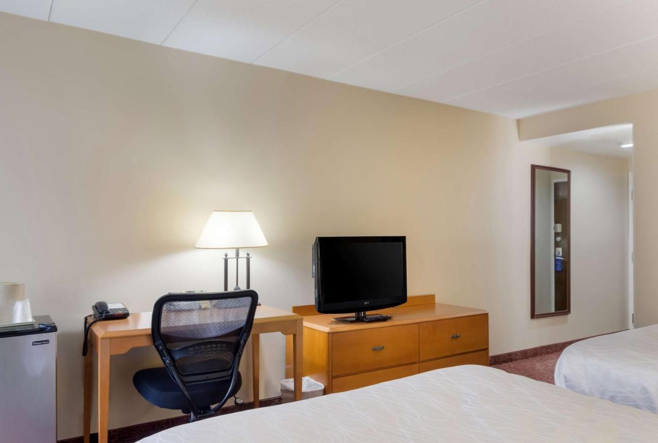 All Seasons Inn & Suites Smithfield Eksteriør bilde