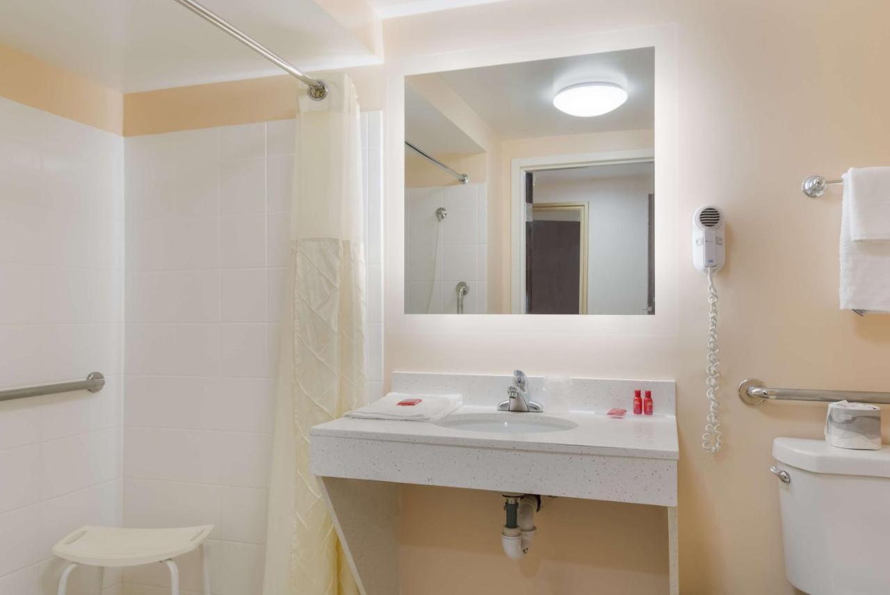 All Seasons Inn & Suites Smithfield Eksteriør bilde